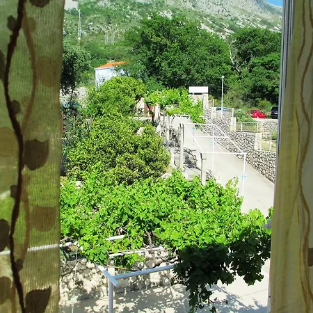 Barbara Affittacamere Mlini