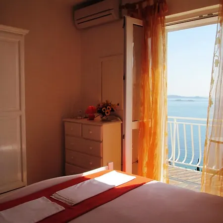 Guest house Barbara Mlini