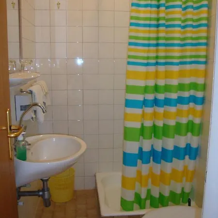 Guest house Barbara Mlini
