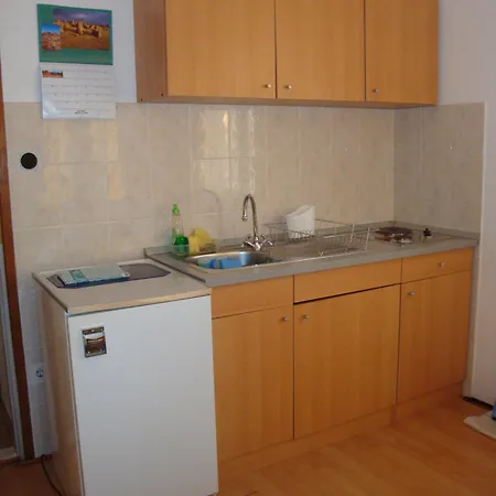 Pensión Barbara Mlini